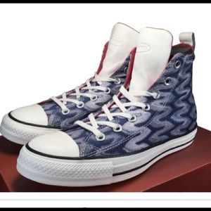 Men’s Missoni x Converse size 8 sneakers